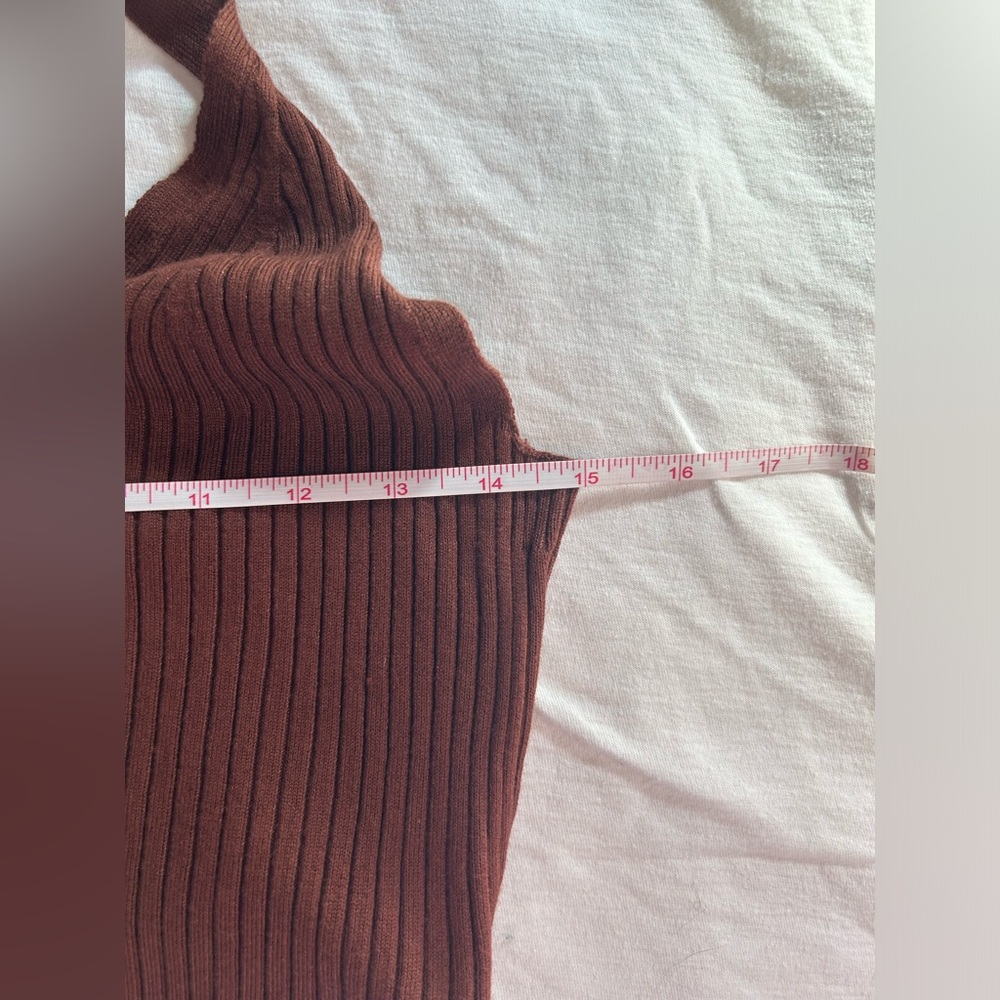 Abercrombie & Fitch Brown Knit Ribbed Tank Top EUC - Picture 6 of 13
